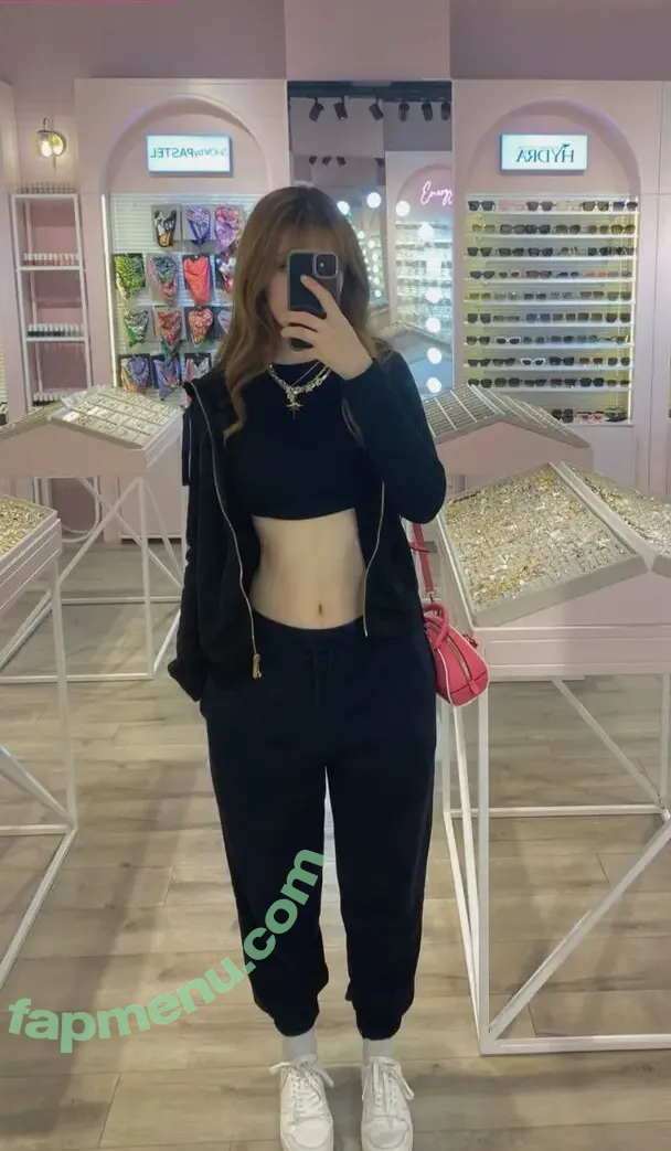 flrdevsk nude photo #0050 (flrdevsk)