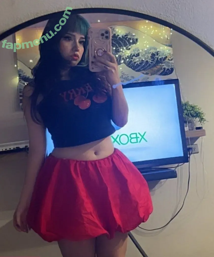 fluffycake00 nude photo #0006 (fluffy.fingers / lolinthehood)