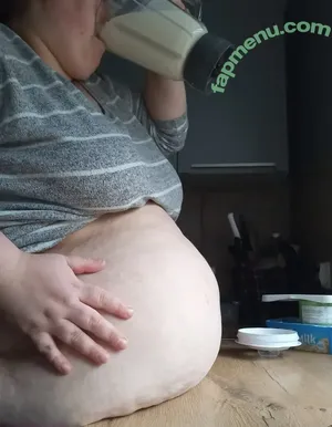 Fluffymaya98 / fluffymayassbbw nude photo #0030