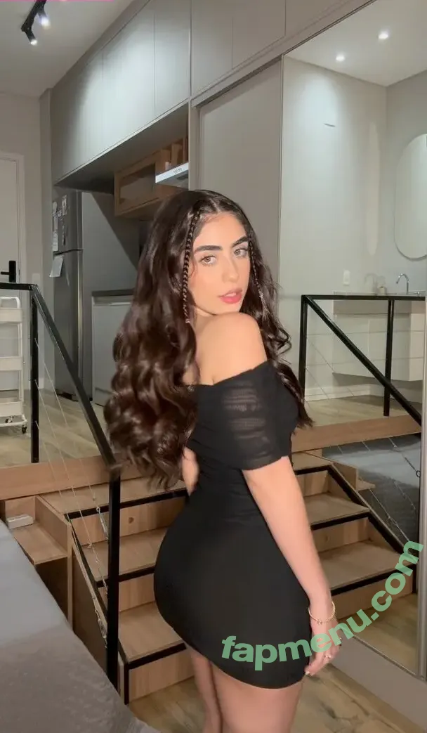 Fluxo Rajah nude photo #0097 (Heloísa Camargo / fluxo_rajahtv)