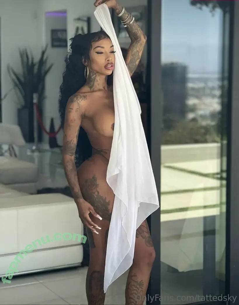 flyyytattedsky nude photo #0010 (Jakeita Days / Sky Days / bskyyy)