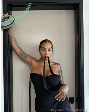 flyyytattedsky / Jakeita Days / Sky Days / bskyyy nude photo #0010