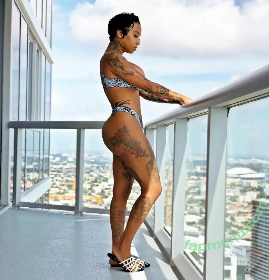 flyyytattedsky nude photo #0004 (Jakeita Days / Sky Days)