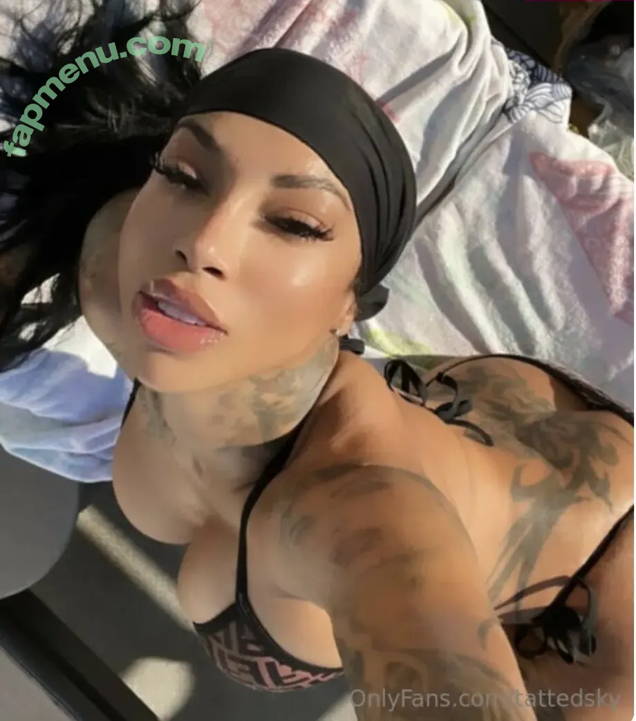 flyyytattedsky nude photo #0011 (Jakeita Days / Sky Days / bskyyy)