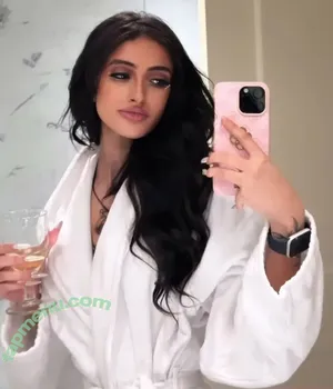 Fofa Ahmed / lookingfor_fofa nude photo #0006