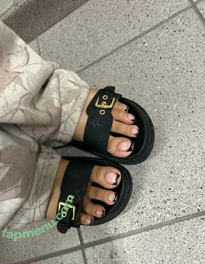  nude photo #0004