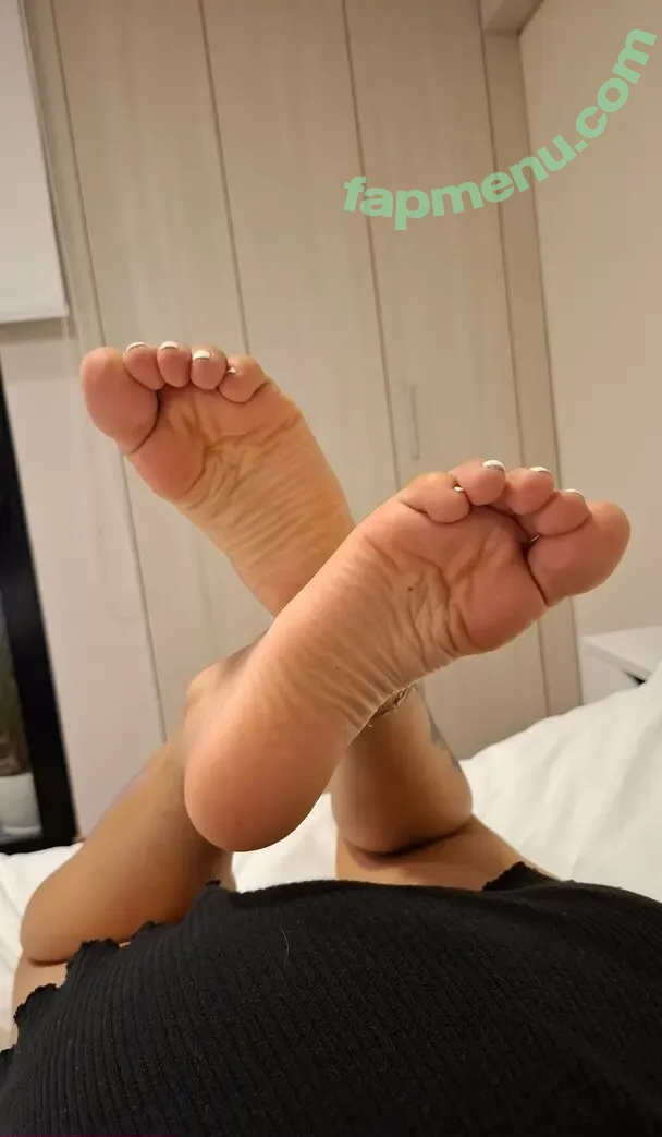 footcrazehaven nude photo #0012 (footcrazehaven)