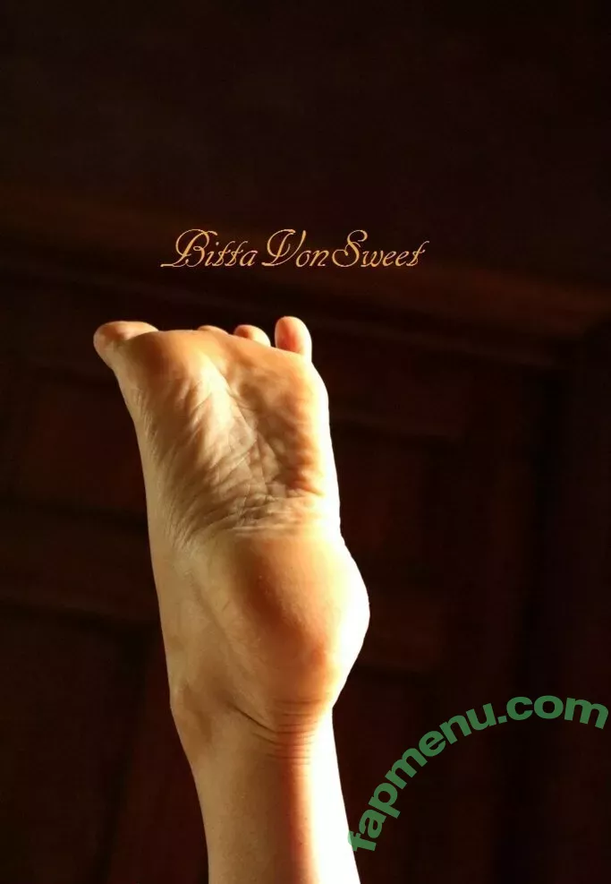 footgoddessbittavonsweet nude photo #0053 (tfc_imfromthe253)