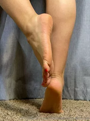 footsiefunsammie / sammekimyoga nude photo #0009