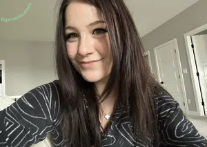 Fooya / Danielle Bosch / iFooYa nude photo #0292