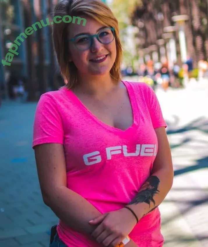 Fooya nude photo #0025 (Danielle Bosch / iFooYa)