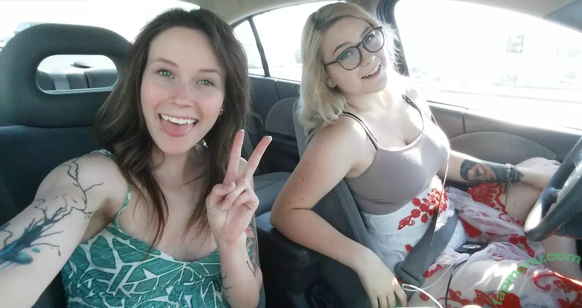 Fooya nude photo #0036 (Danielle Bosch / iFooYa)