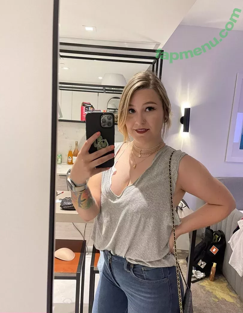 Fooya nude photo #0047 (Danielle Bosch / iFooYa)