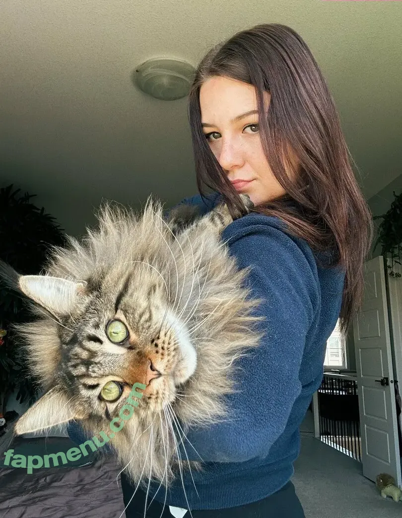 Fooya nude photo #0261 (Danielle Bosch / iFooYa)