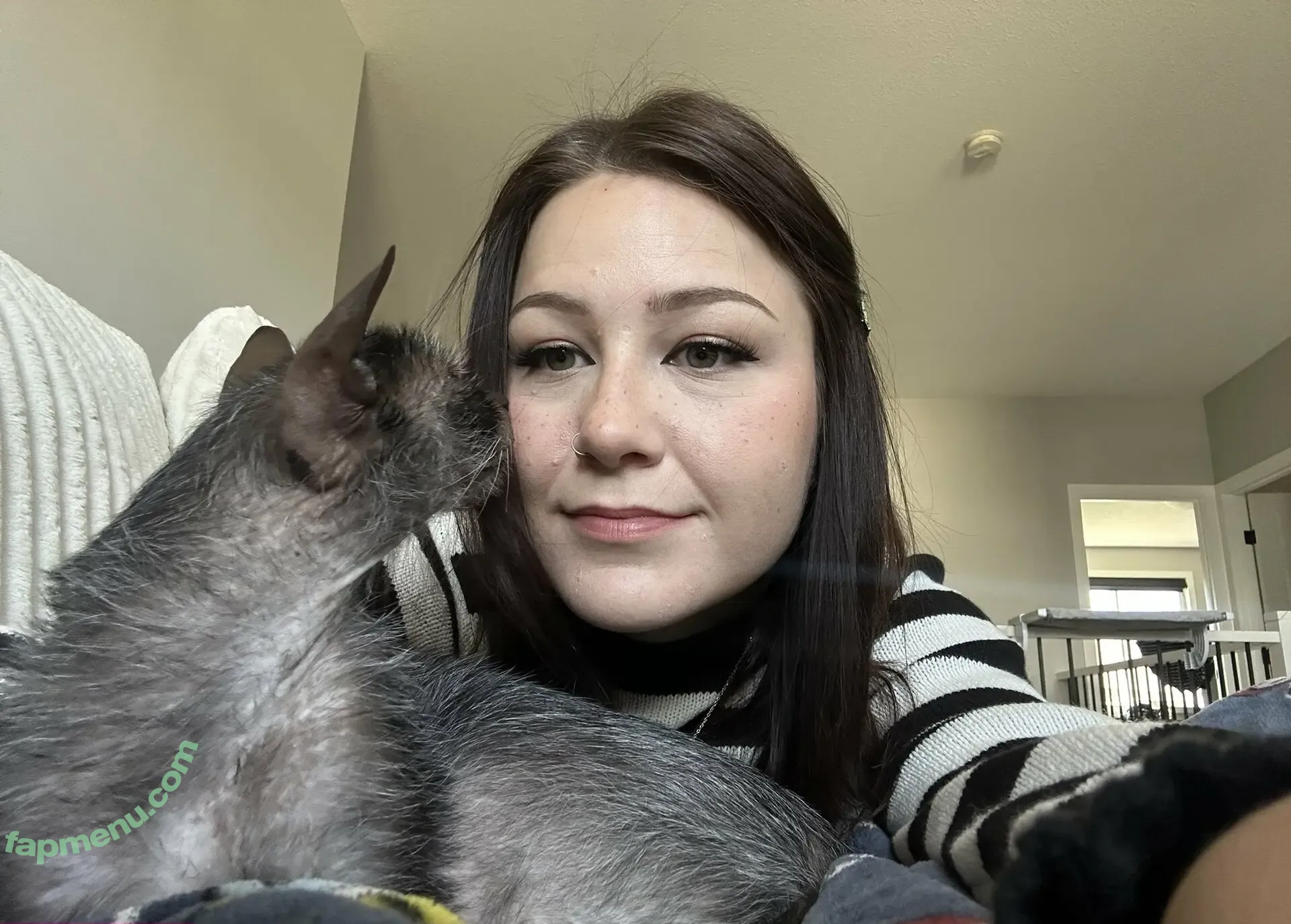 Fooya nude photo #0263 (Danielle Bosch / iFooYa)