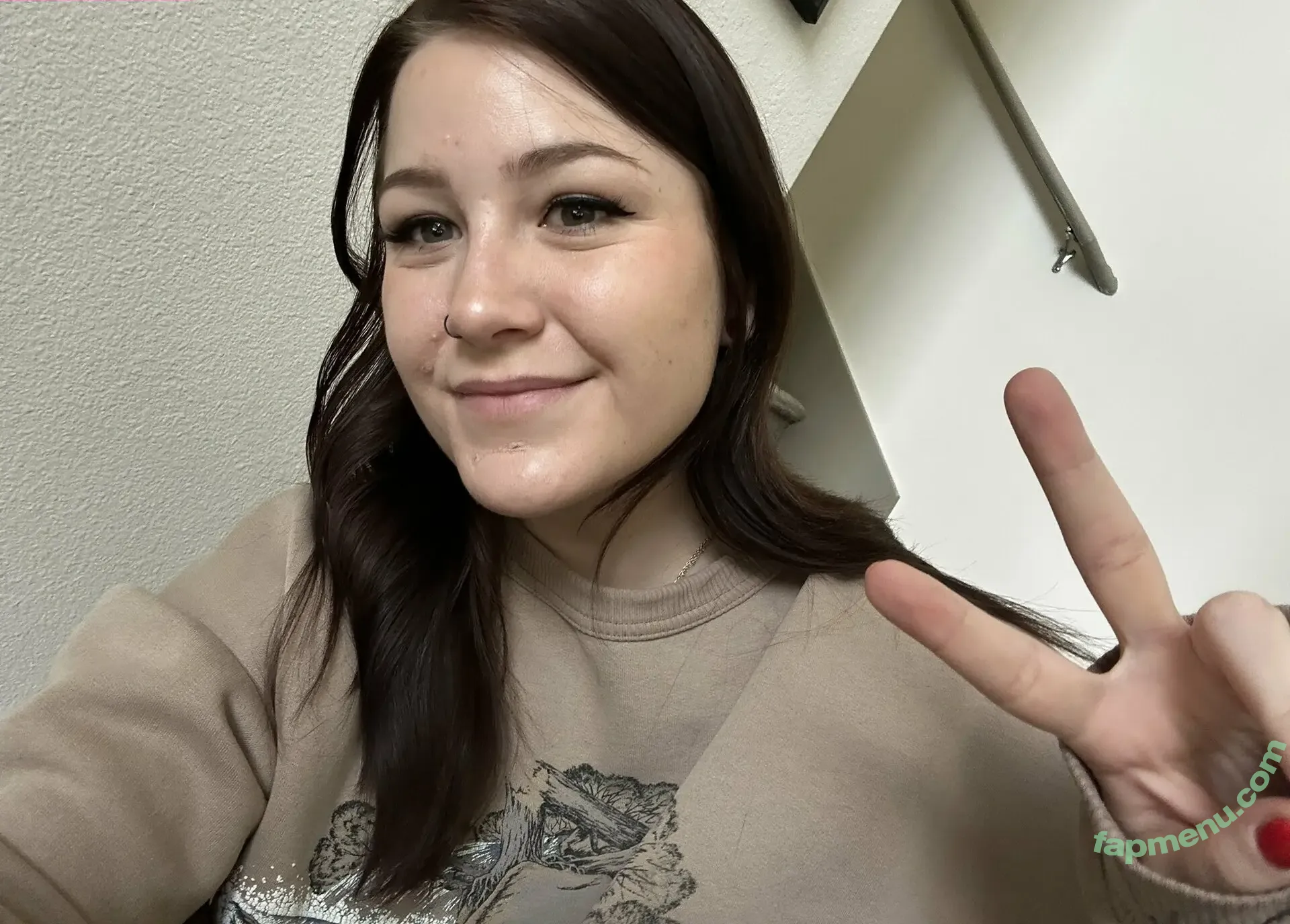 Fooya nude photo #0270 (Danielle Bosch / iFooYa)