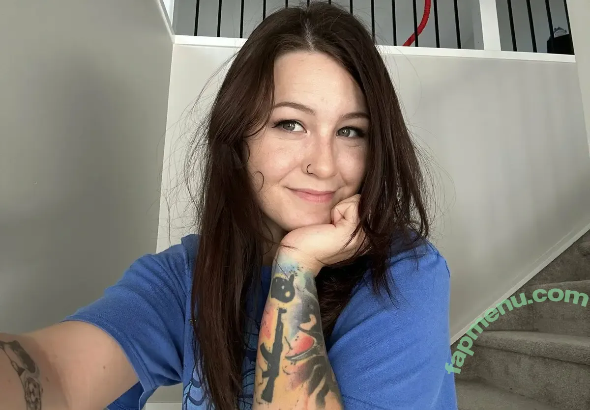 Fooya nude photo #0275 (Danielle Bosch / iFooYa)