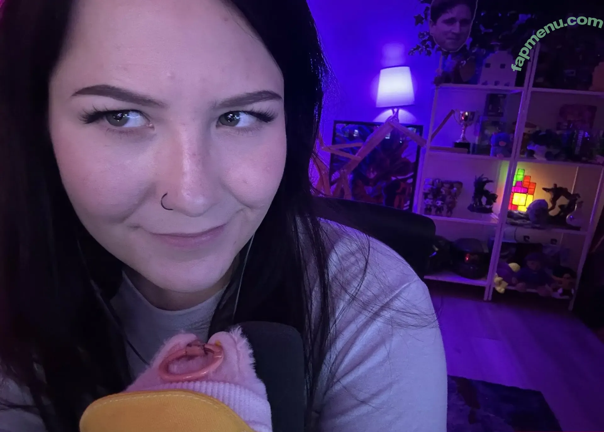 Fooya nude photo #0283 (Danielle Bosch / iFooYa)