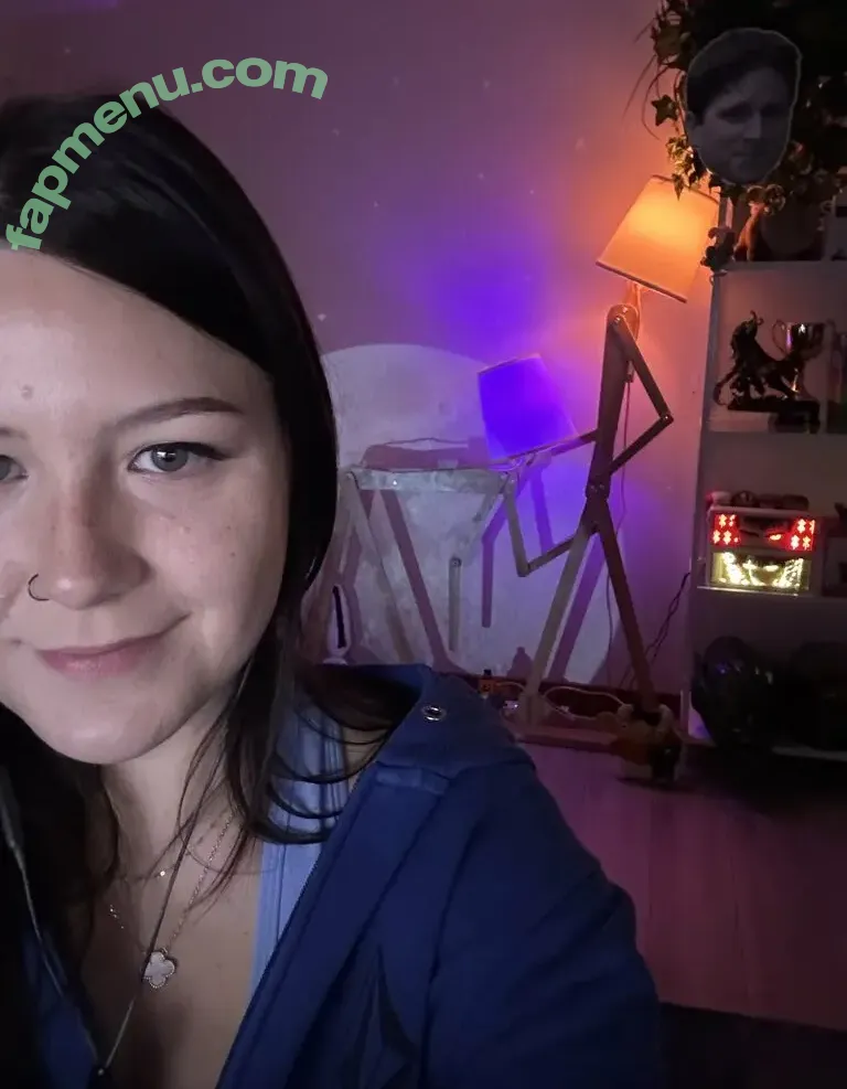 Fooya nude photo #0302 (Danielle Bosch / iFooYa)