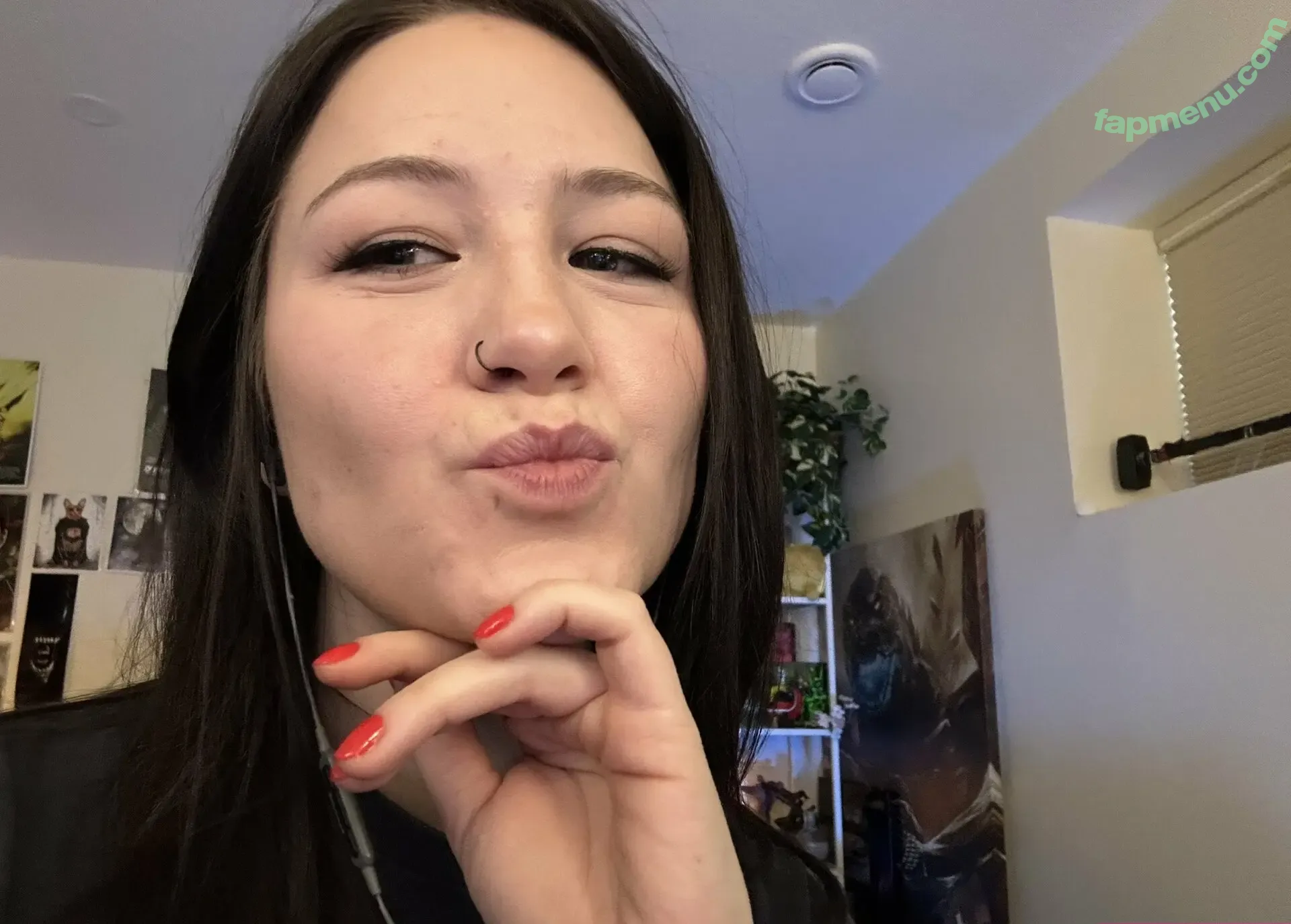 Fooya nude photo #0320 (Danielle Bosch / iFooYa)