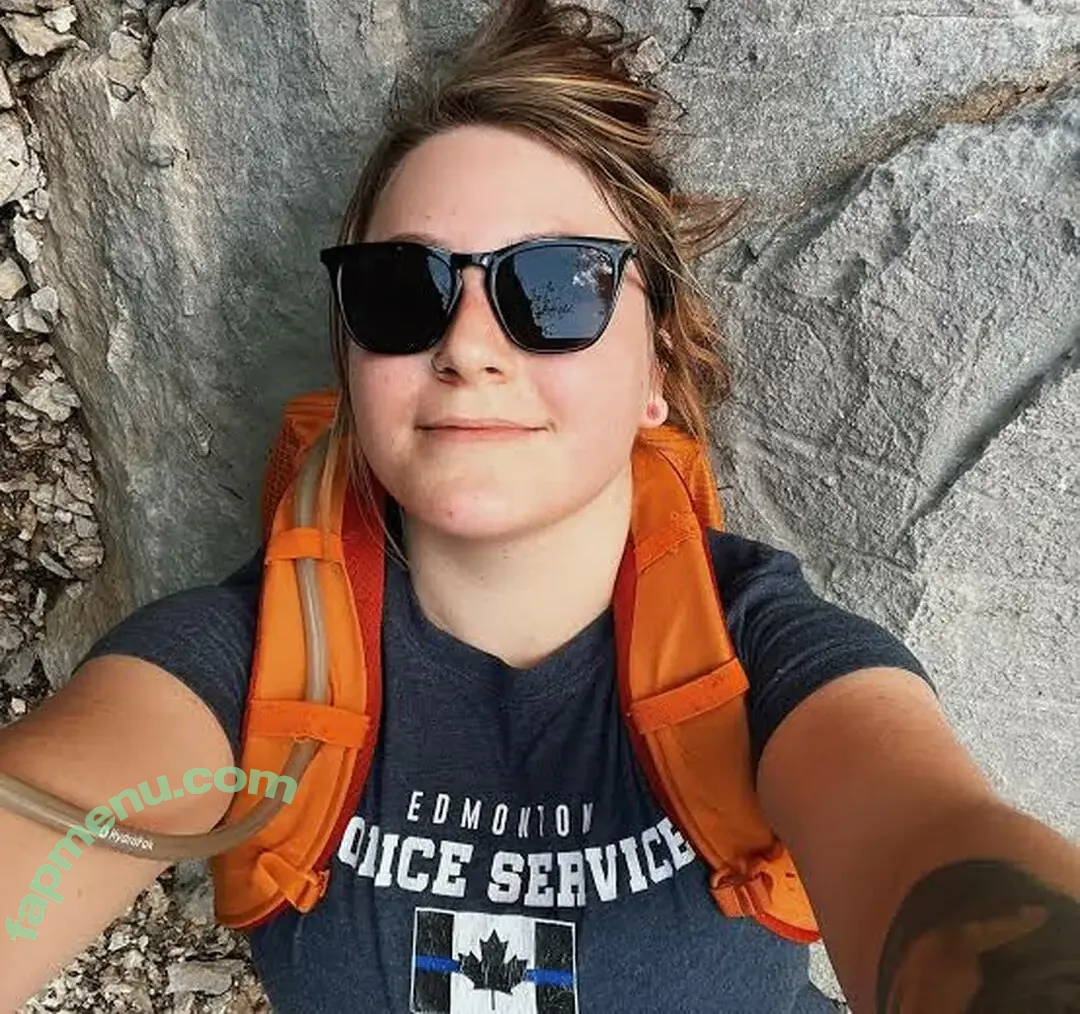 Fooya nude photo #0331 (Danielle Bosch / iFooYa)