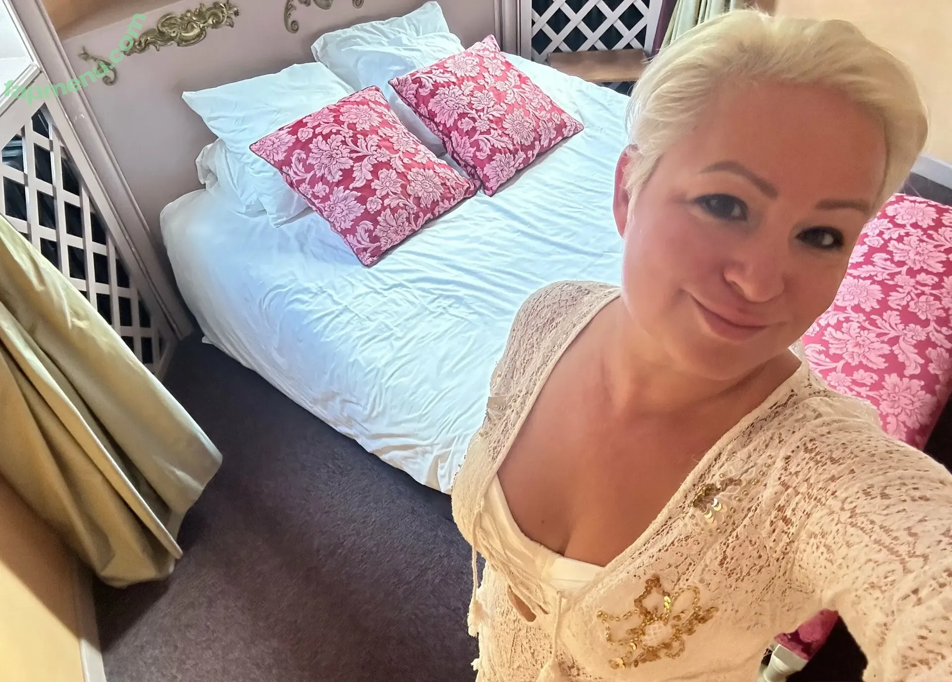 forbiddenkittydj nude photo #0035 (forbiddenkittydj)