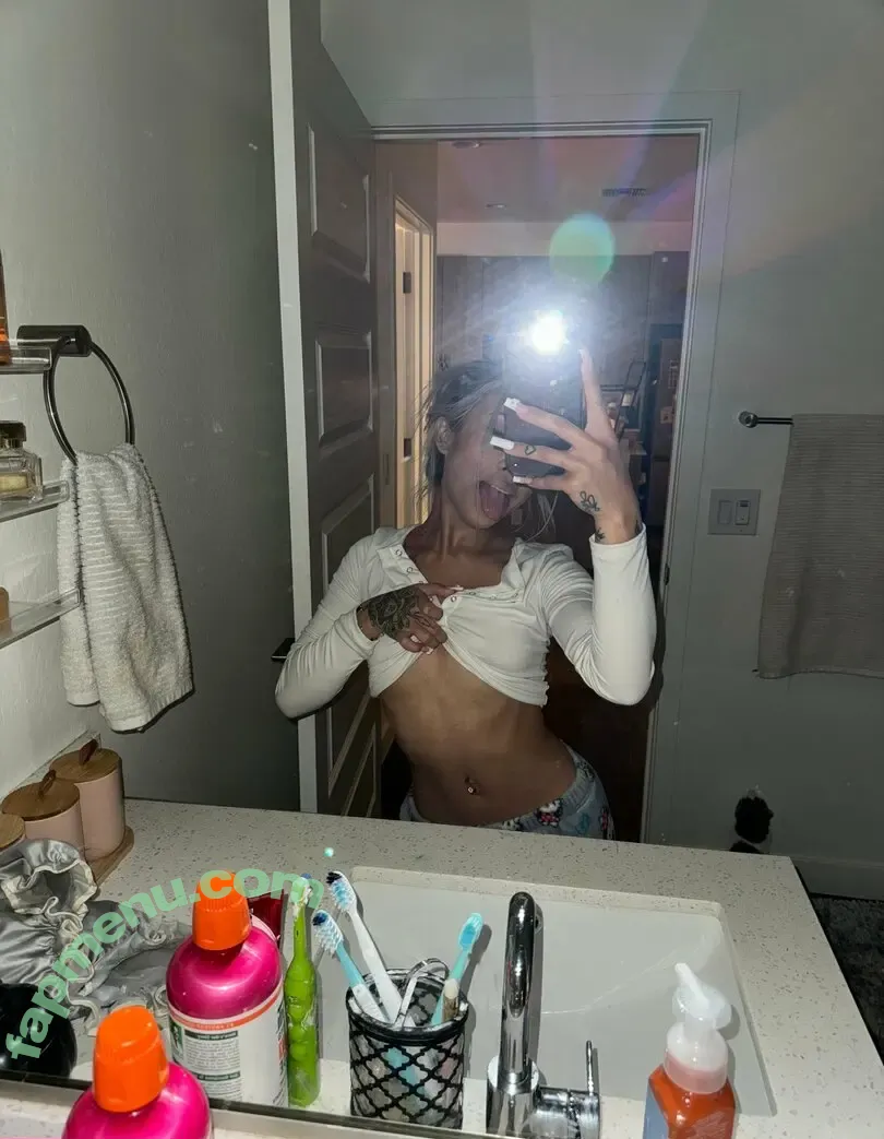 foreigndollxo nude photo #0006 (foreigndollxo)