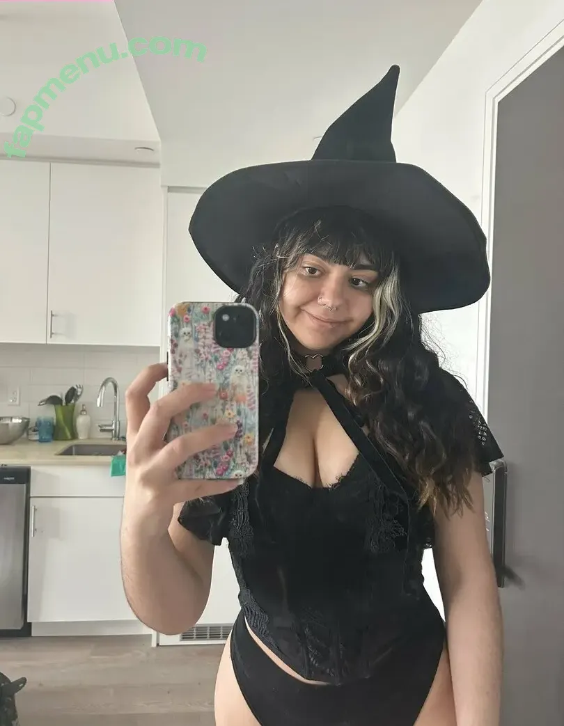 foresaken4skin nude photo #0022 (theforestqueen)