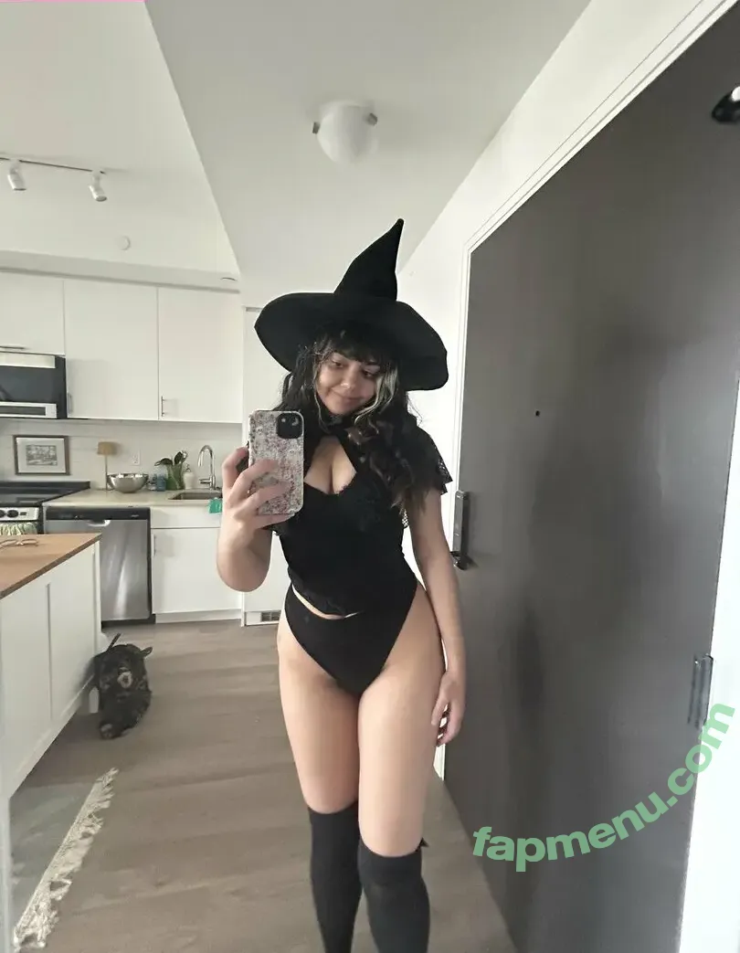 foresaken4skin nude photo #0023 (theforestqueen)