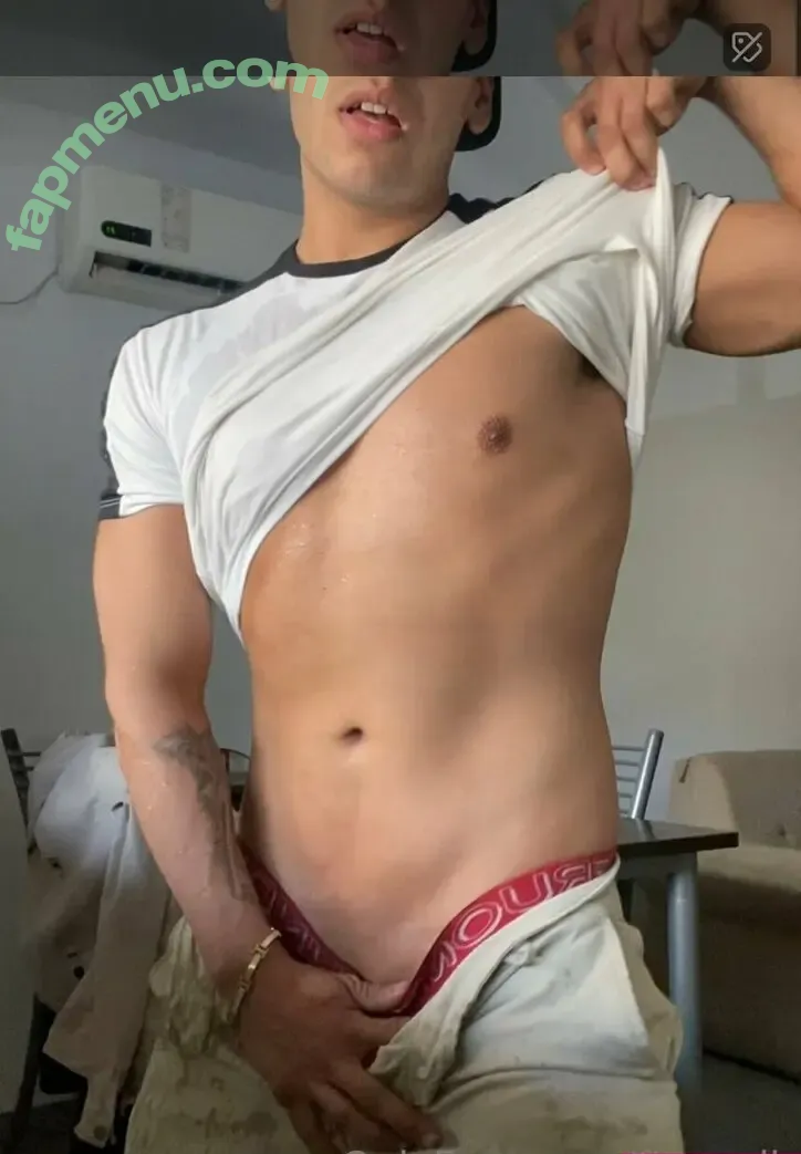 fotografotoye nude photo #0009 (toyemartin)