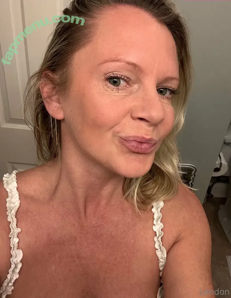 fourtyfitmommy nude photo #0004 (fourtyfitmommy_)