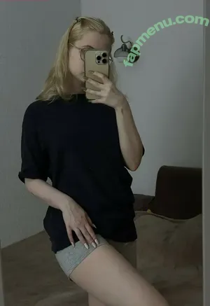 Fox_Happiness / fox.happiness / fox_pleasure nude photo #0318