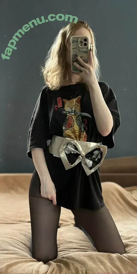 Fox_Happiness nude photo #0085 (fox.happiness / fox_pleasure)