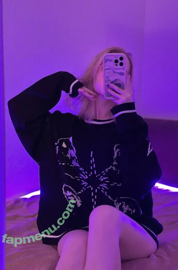 Fox_Happiness nude photo #0114 (fox.happiness / fox_pleasure)