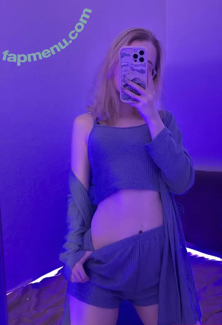 Fox_Happiness nude photo #0117 (fox.happiness / fox_pleasure)