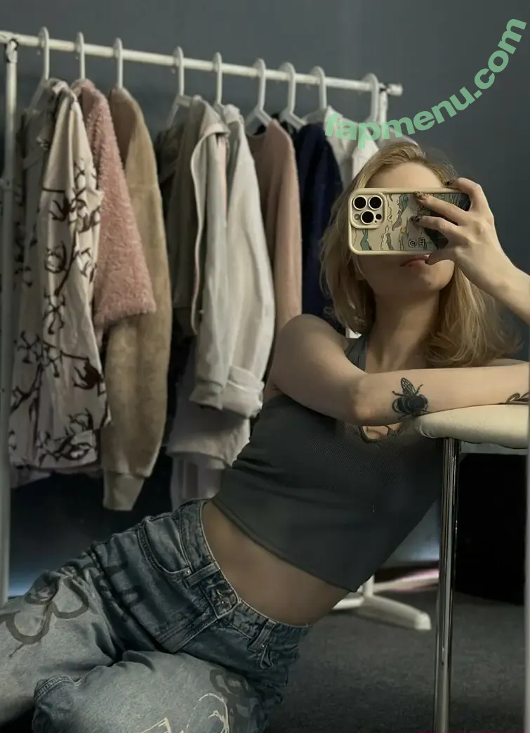 Fox_Happiness nude photo #0141 (fox.happiness / fox_pleasure)