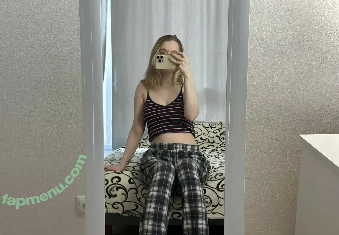 Fox_Happiness nude photo #0179 (fox.happiness / fox_pleasure)