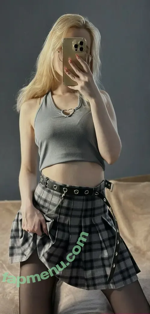 Fox_Happiness nude photo #0194 (fox.happiness / fox_pleasure)