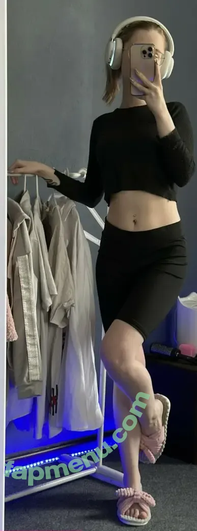 Fox_Happiness nude photo #0231 (fox.happiness / fox_pleasure)