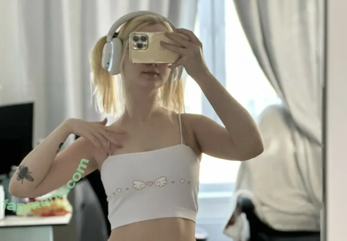 Fox_Happiness nude photo #0284 (fox.happiness / fox_pleasure)