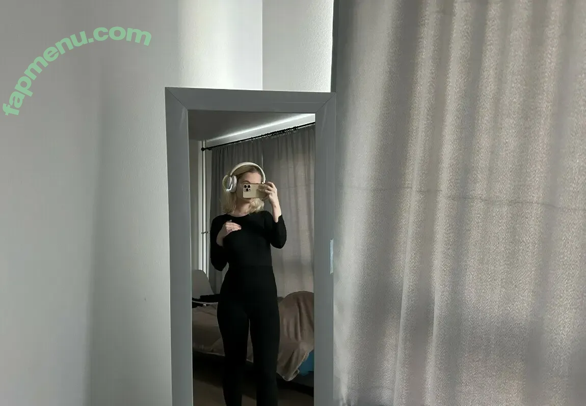 Fox_Happiness nude photo #0294 (fox.happiness / fox_pleasure)