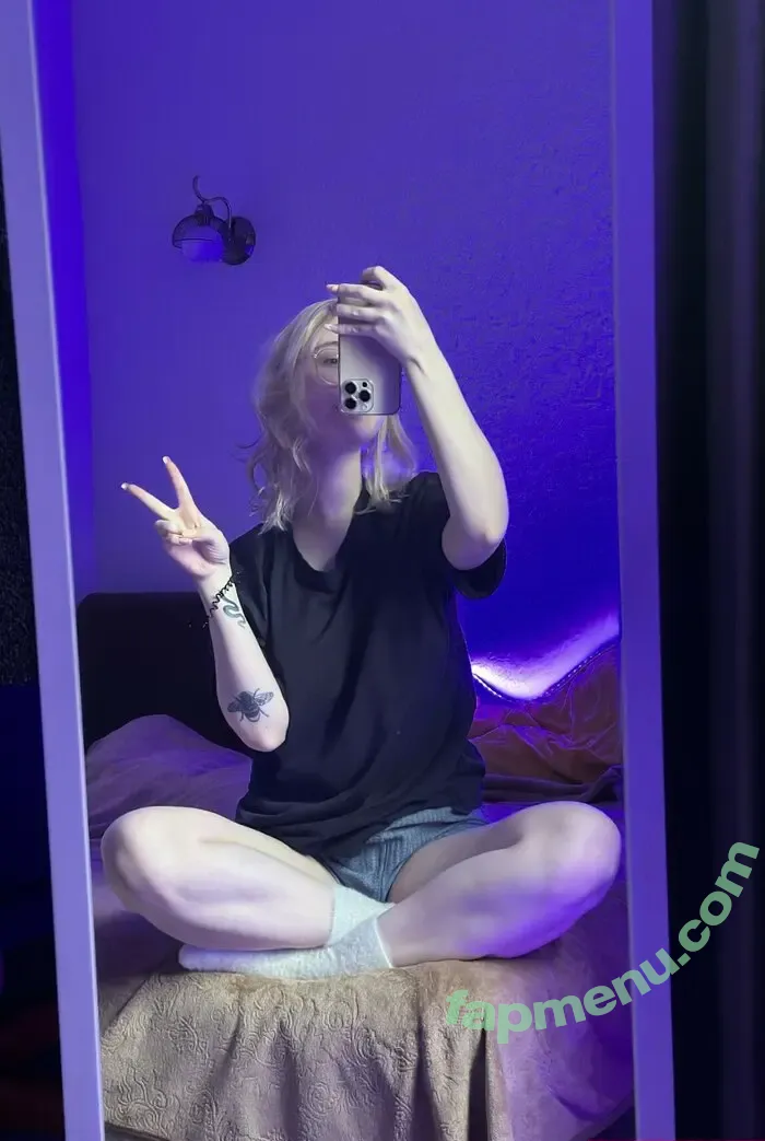 Fox_Happiness nude photo #0312 (fox.happiness / fox_pleasure)