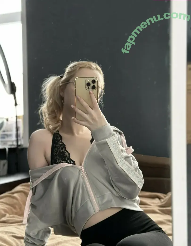 Fox_Happiness nude photo #0324 (fox.happiness / fox_pleasure)