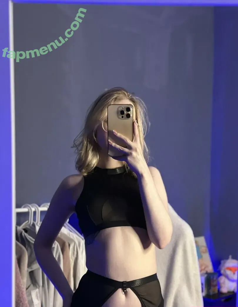 Fox_Happiness nude photo #0349 (fox.happiness / fox_pleasure)