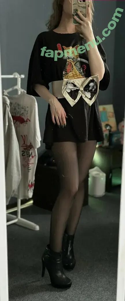 Fox_Happiness nude photo #0360 (fox.happiness / fox_pleasure)