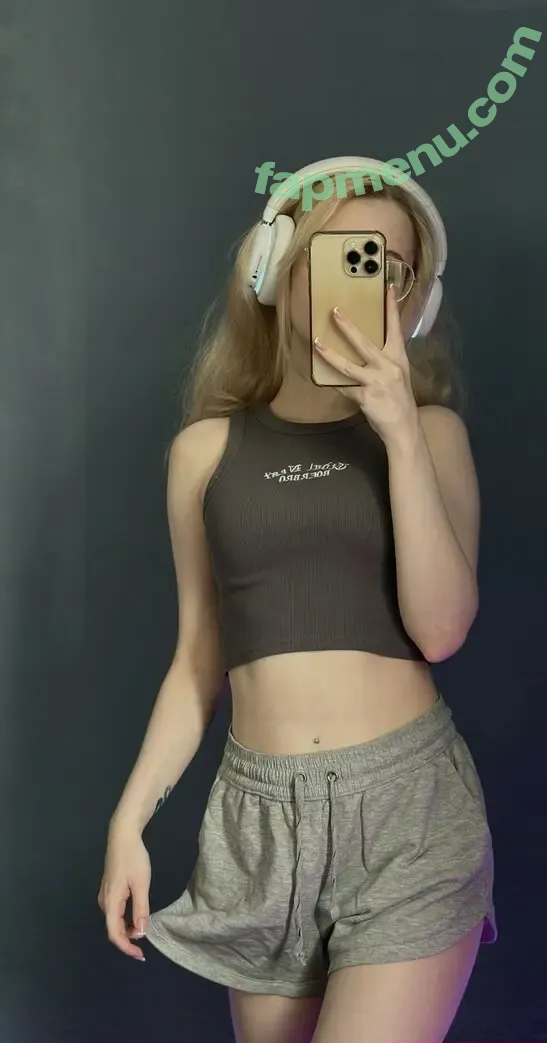 Fox_Happiness nude photo #0389 (fox.happiness / fox_pleasure)