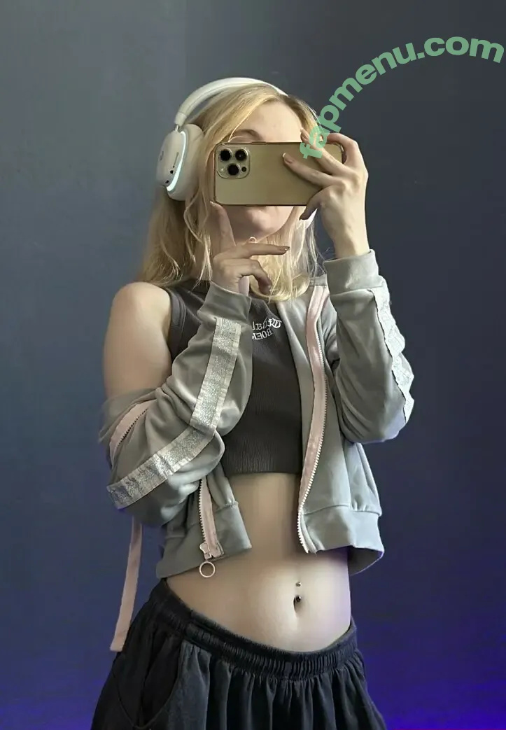 Fox_Happiness nude photo #0408 (fox.happiness / fox_pleasure)