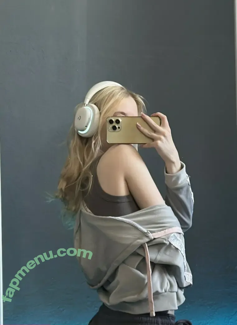 Fox_Happiness nude photo #0409 (fox.happiness / fox_pleasure)