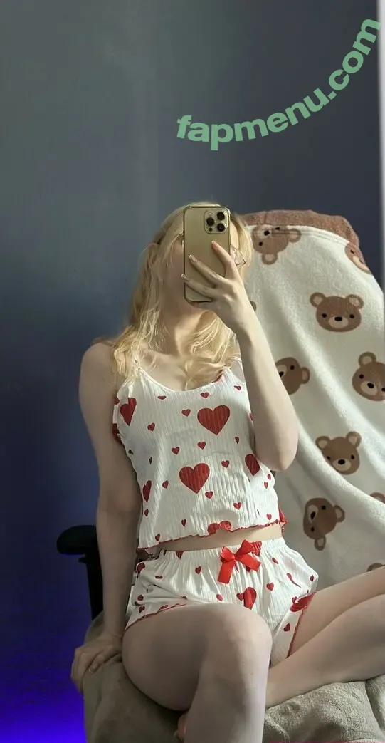 Fox_Happiness nude photo #0414 (fox.happiness / fox_pleasure)