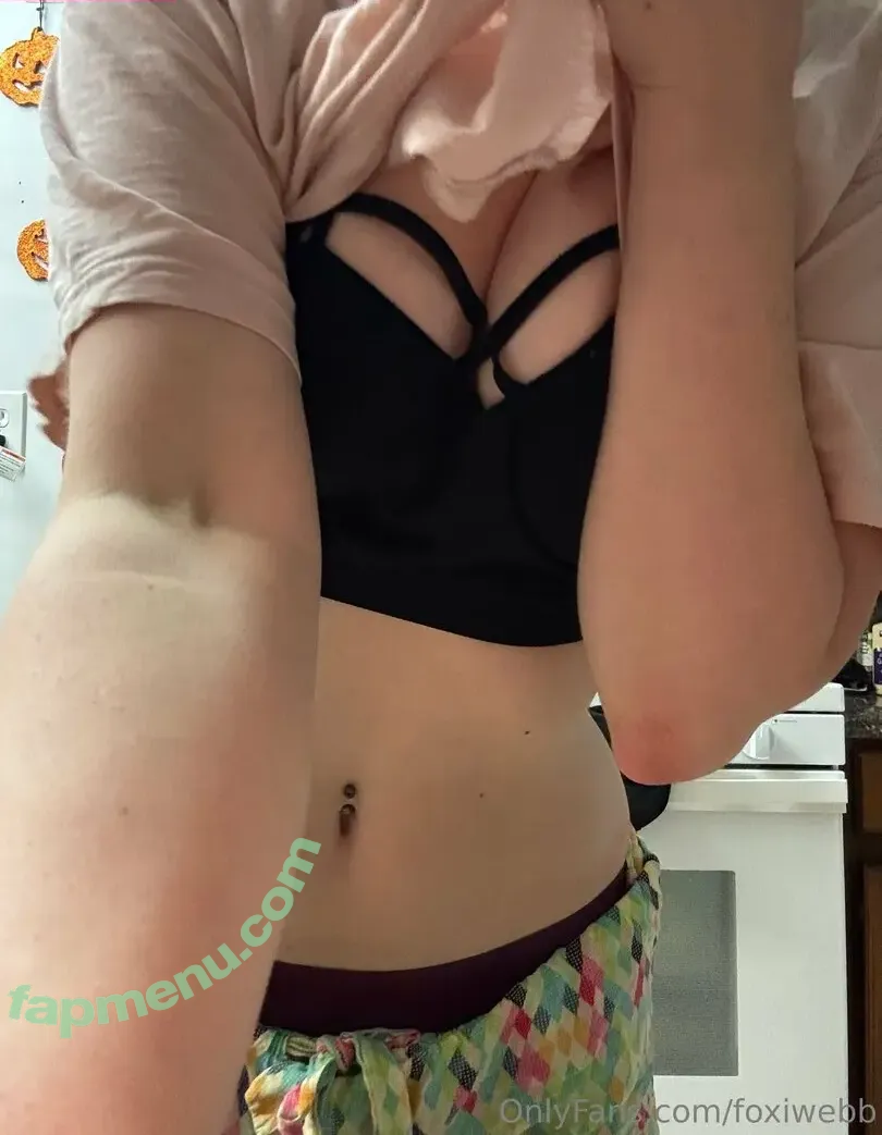 foxiwebb nude photo #0011 (foxiwebb)